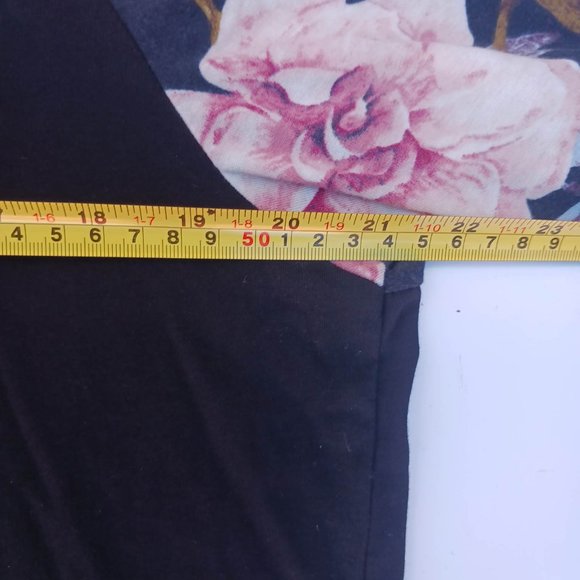 Shein Men's Size M Black Rose Short Sleeve Polo Shirt - Picture 6 of 8